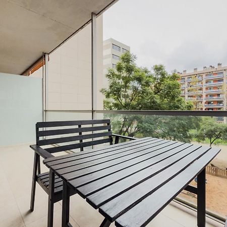 The Lonely Chimney Apartments Barcelona Exterior photo